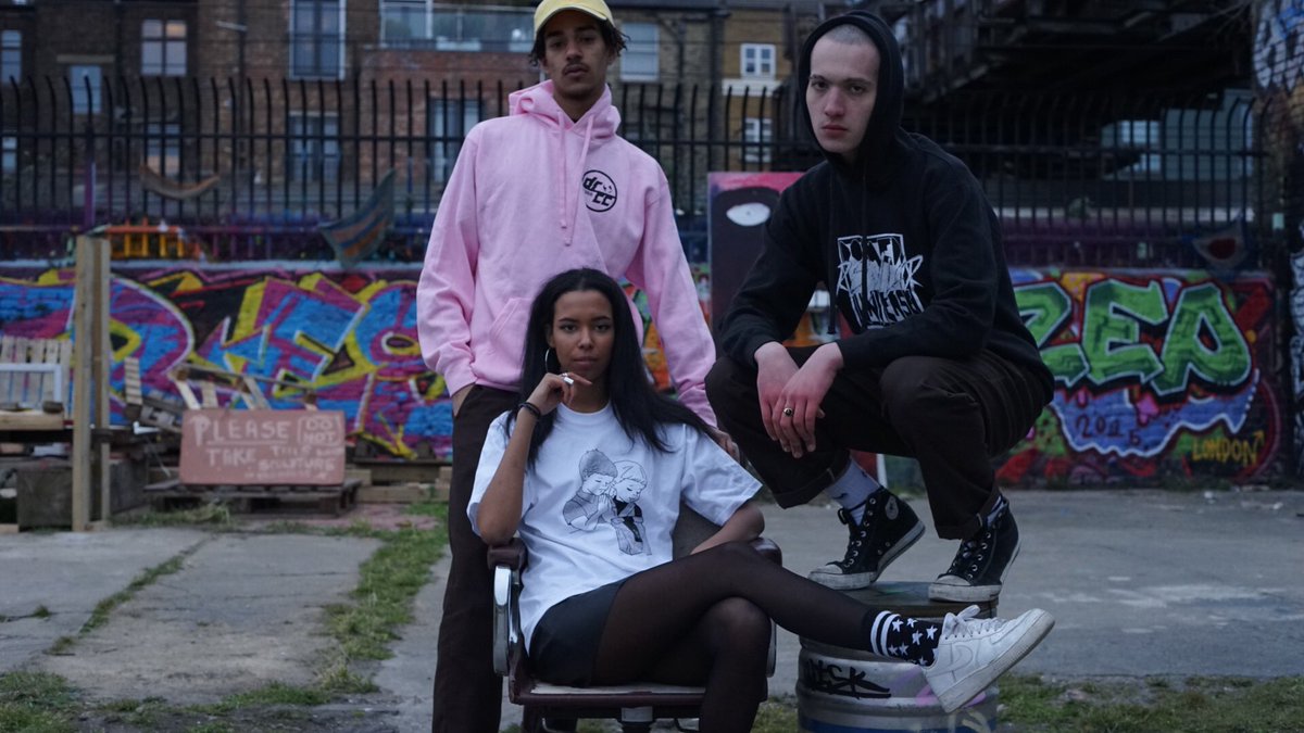 doomedjayden's tweet photo. What @ellisdawgshot for Pre SS16 ... they're juss kids u know #doomedregular https://t.co/Dvu1jpDML1