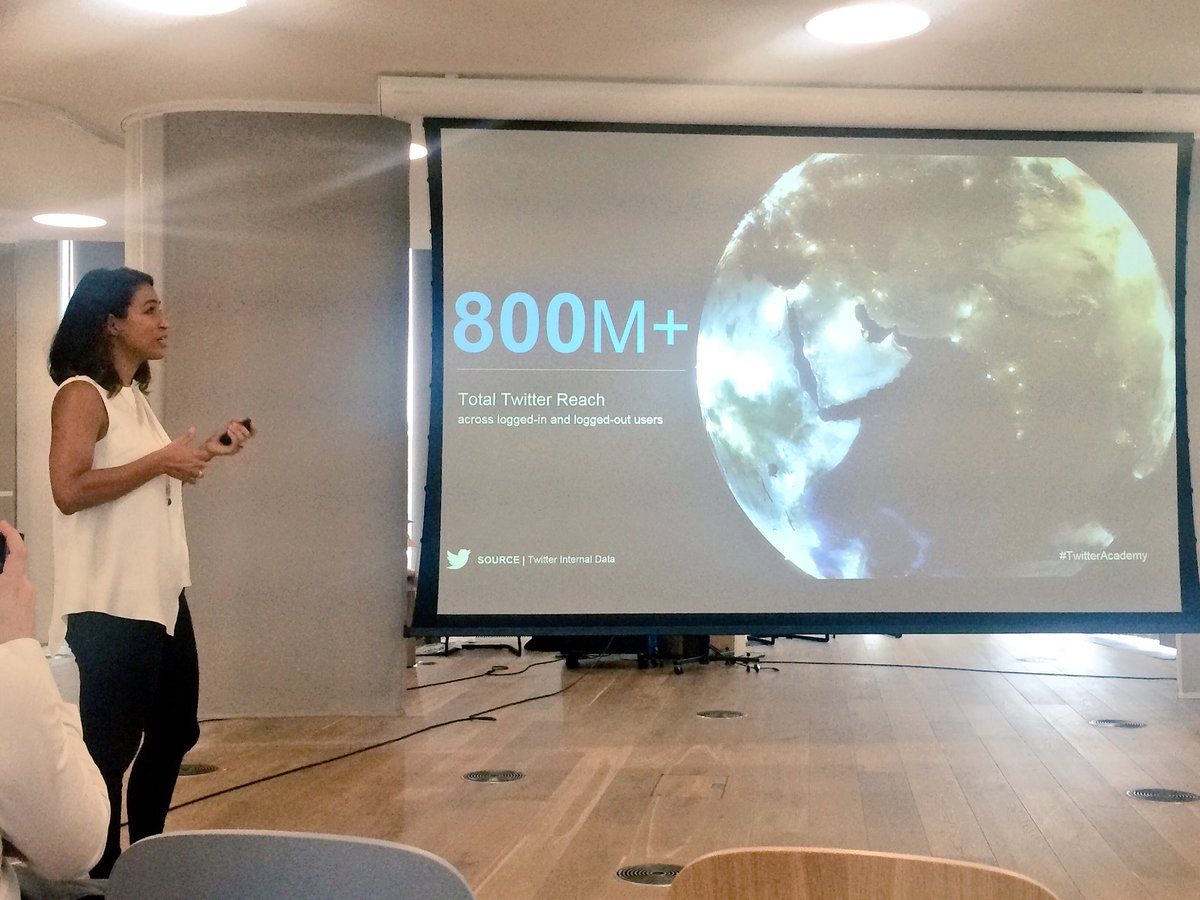 PlenishDrinks's tweet photo. 'Connecting in the now' with @somaries from @twitter at the precision ignite event 2016 @SMGSocialAds 📲🙇 https://t.co/G3YmpzAFKn