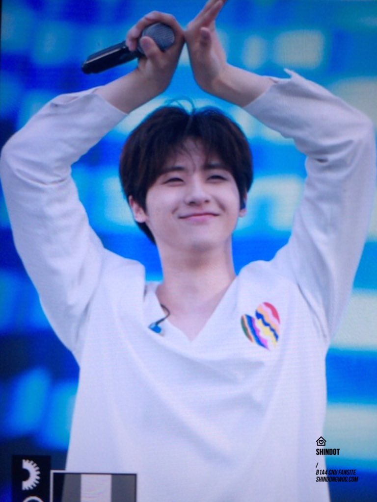 160623 광주 웹컨텐츠 행사 #신우 
귀여운 시누 새싹춤🌱