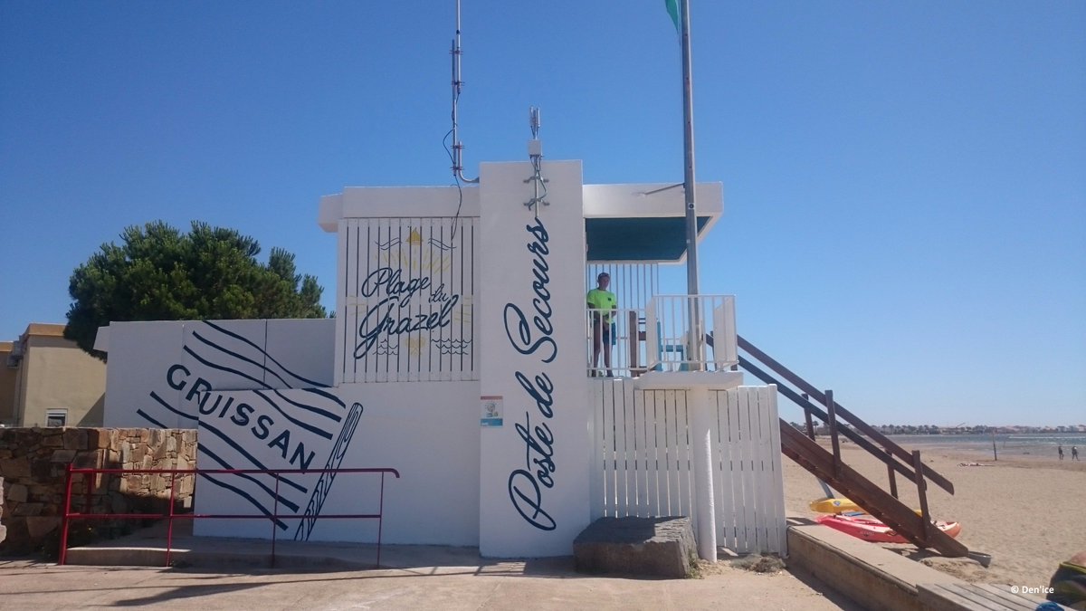 DenisGruissan's tweet photo. Baignade surveillée &amp; poste de secours rénové :)
Ça en jette :D #Gruissan #Plage #Grazel @DidierCodorniou https://t.co/aodU0lO1g7