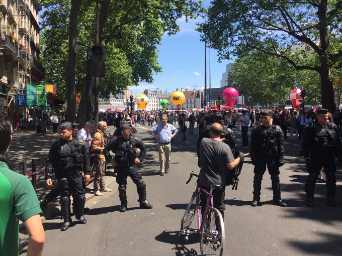 Voir l'image sur Twitter Voir l'image sur Twitter