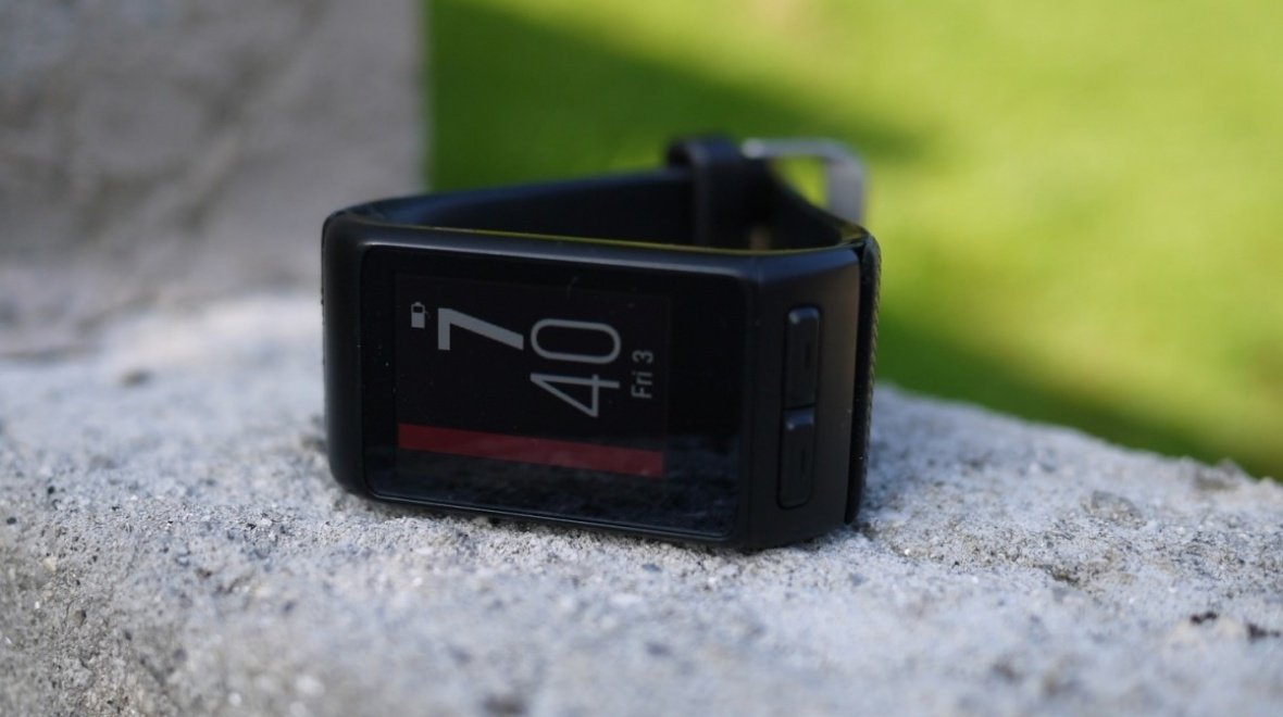 GetKisha's tweet image. Fitness tracker popularity dominating running gear market bit.ly/28R9TMB #Wearables #WearableTech #IoT
