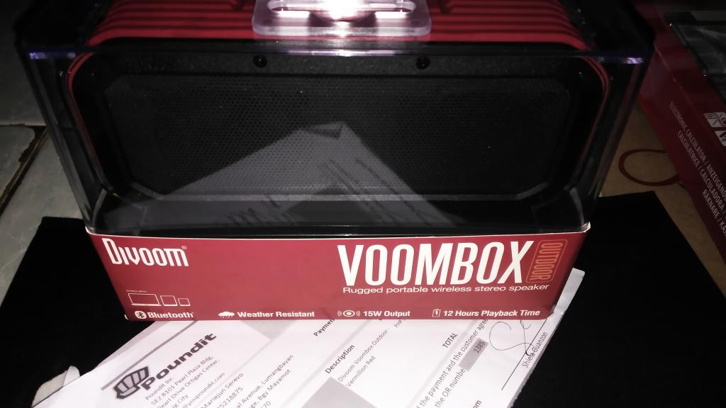 mariejunserevo's tweet image. It has arrived! Thanks for satisfying me @YouPoundit #divoomph #voombox #youpoundit #ph #online #MusicMatters #edm
