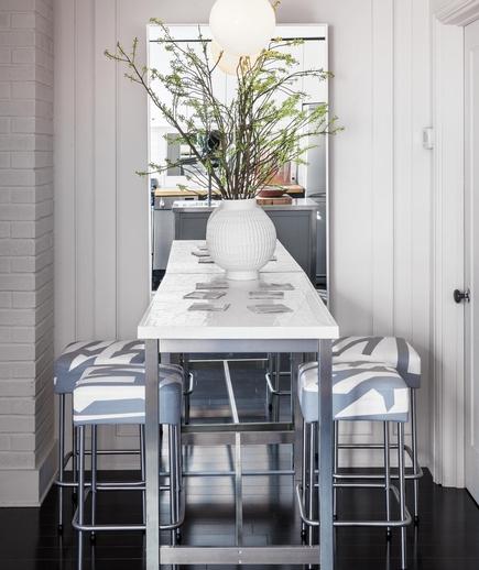 10 DIY Home Decor Tricks
#SmallBedroom #Whitebathroom #ProStyleGallery #MaxOutanAlcove #cabinets