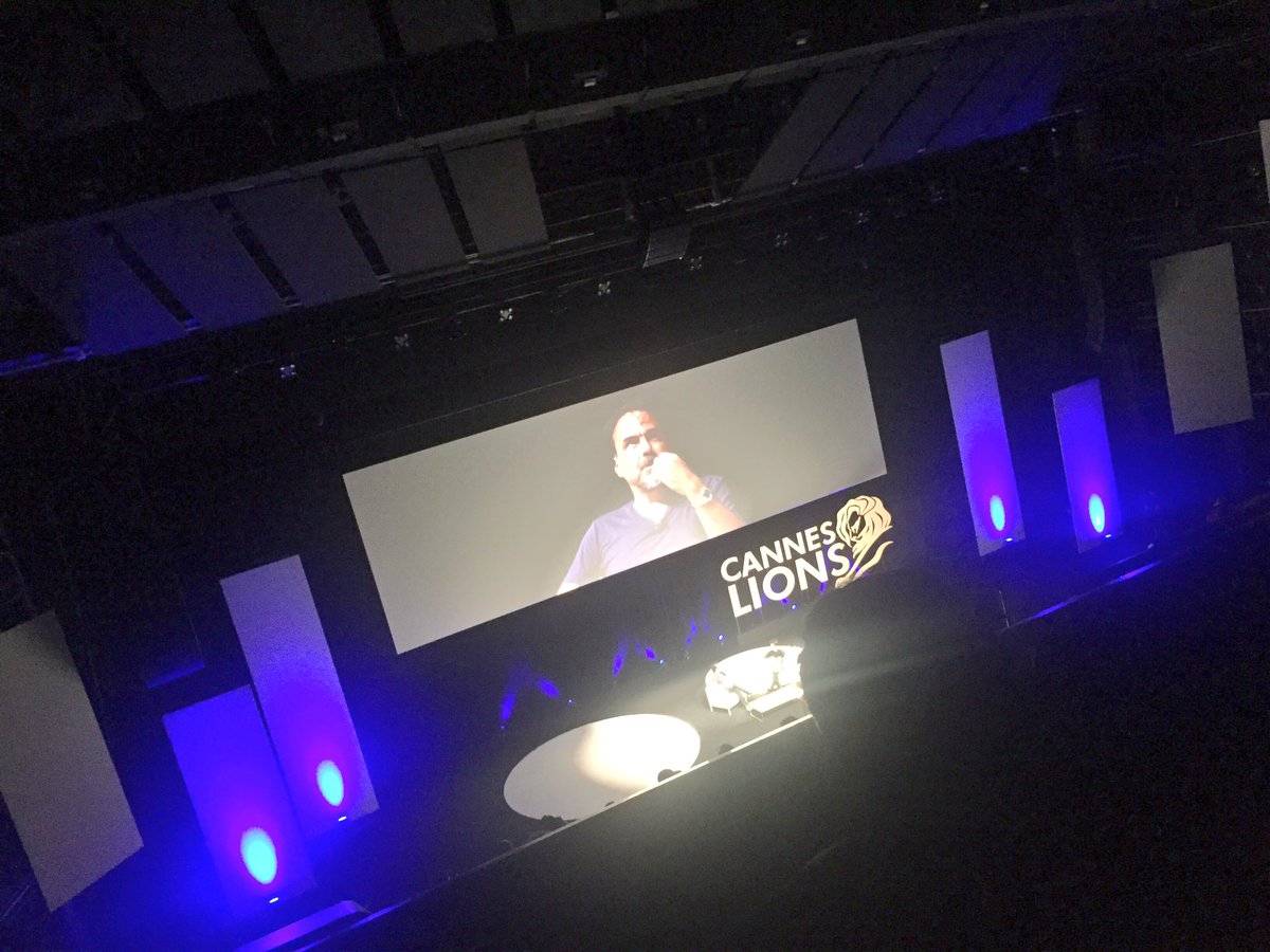 JANDLBRATISLAVA's tweet photo. Alejandro González Iñárritu hovori o kreativite! Jeho najvacsiu inspiraciou je hudba #CannesLions https://t.co/SCxBTJdDg8