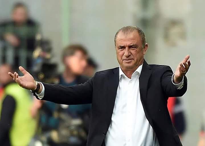 TRANSFER HABER;Galatasaray Kongre Üyesi Ali Fatinoğlu Dursun Özbek'in Fatih Terim ile anlaşmaya  vardığını açıkladı.