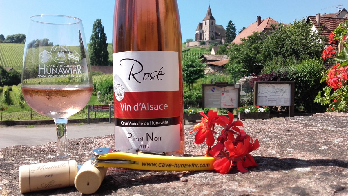 CoopHunawihr's tweet photo. En Alsace, on vit au rythme des saisons ! #DrinkAlsace #PinotNoir #Rosé #2015  

https://t.co/vb6XgMMP5S https://t.co/uCDF0Wn2oV
