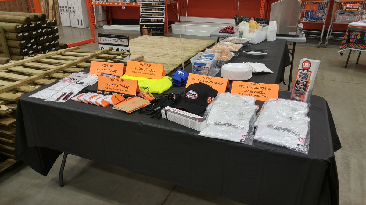 ProDesk3486's tweet photo. @dana_furlong @SWhitehouse264 @HD3486 @DerekPurpura Pro Apprieciation at HD Prodesk #3486 ORANGE Promise lives. https://t.co/EFnMlH83ej