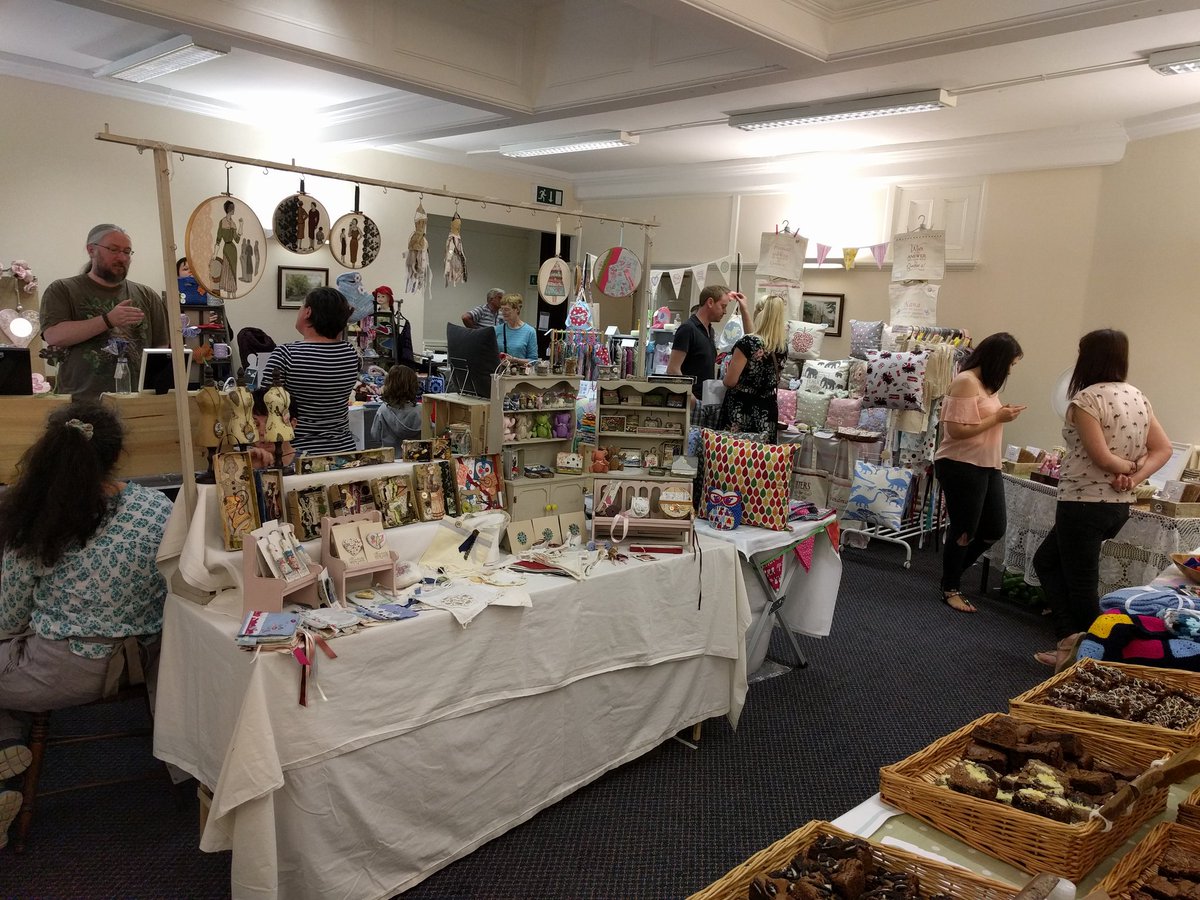 Hand_PickedTeam's tweet photo. Here's some pictures from the may event, next one is in July #handmade https://t.co/NxR96SwQBw