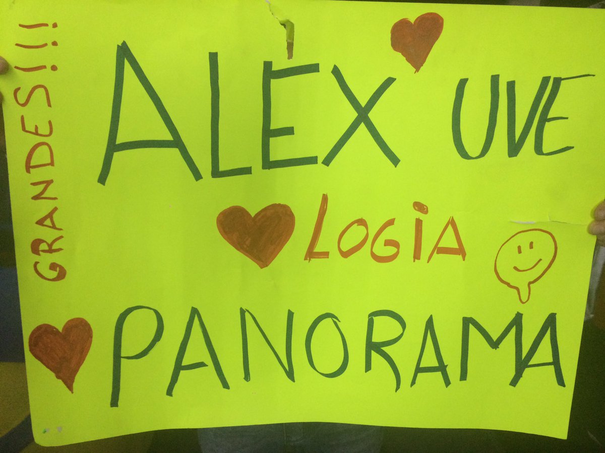 Ayer en León, gracias por la sorpresa!!! Detallazooo😘😘😘 @FansOPanorama <a href="/Alex_uVe_cf/">C.F Alex uVe</a> <a href="/Alex_uVe_Drum/">Alex uVe</a> <a href="/Cf_logia/">Fans de Logia</a>