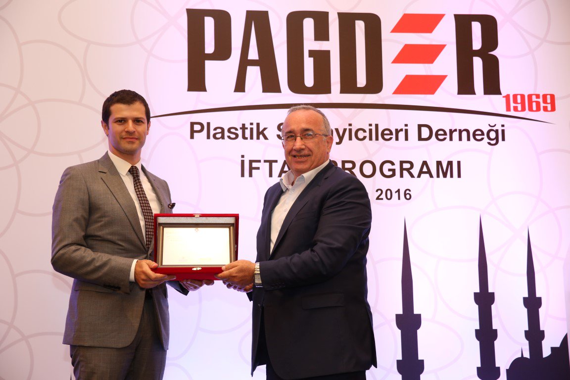 pagder1969's tweet photo. 47 yıldır plastik sanayicisi için çalışan derneğimiz iftar buluşmamızda + https://t.co/ZK6VrJeM8i