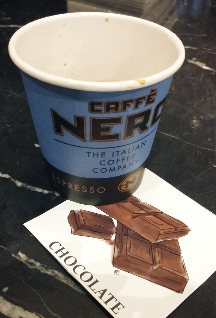 erica_bracken's tweet photo. The last #CafeNerro #FromOrigin blend is my fave - Ethiopian with notes of Dark Chocolate 😍☕🍫 https://t.co/gxKqRmPYIS