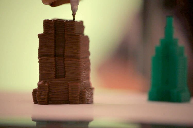 movingbrands's tweet photo. World’s highest resolution 3D printed chocolates in 2011 https://t.co/Y1gwxhRQ0K #MBRnD #LondonTechnologyWeek https://t.co/ENTOQbnc3K
