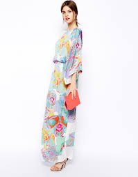 FashionTextile's tweet photo. How digital print is revolutionising textile design @ASOS with Lucy Offen #futureoftextiles with @fabpad_uel https://t.co/J46KAVHayv