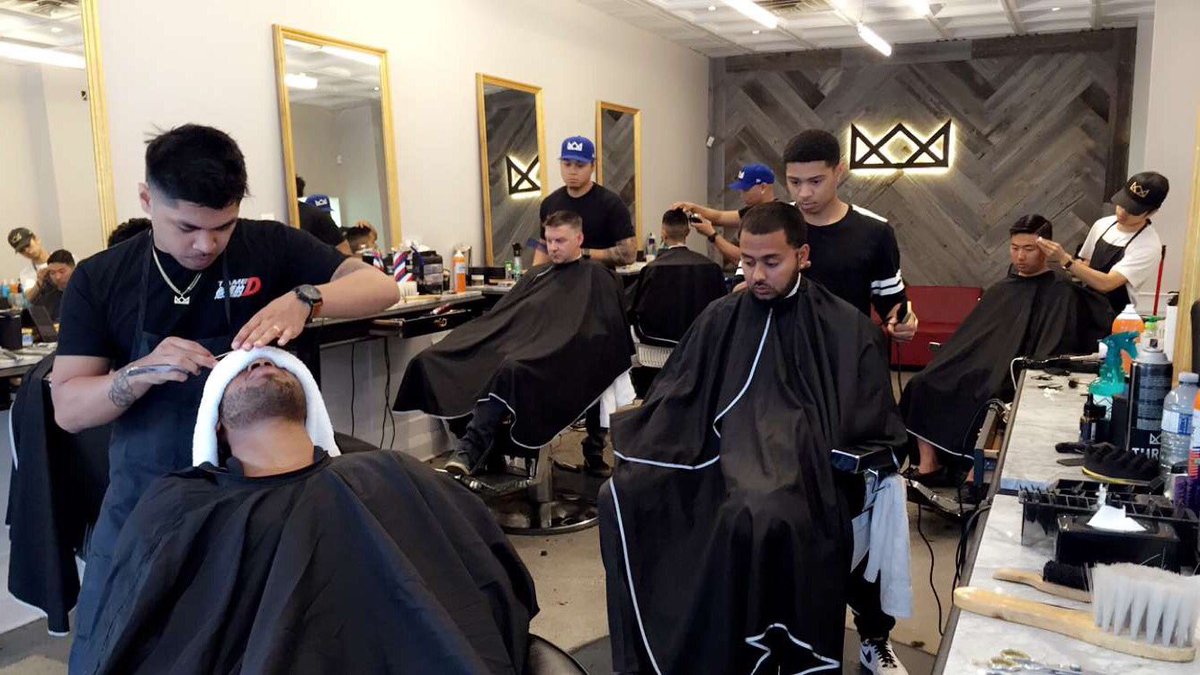 ThroneBarbers's tweet photo. Make sure you book your appointment through our website @ https://t.co/wTc6mxAIyX - Stay Fresh this Summer 👑 https://t.co/lqclfQFRsY