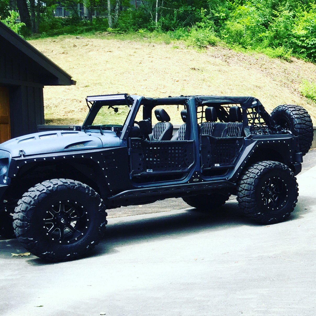 Clp32xBVAAAkERI.jpg:large