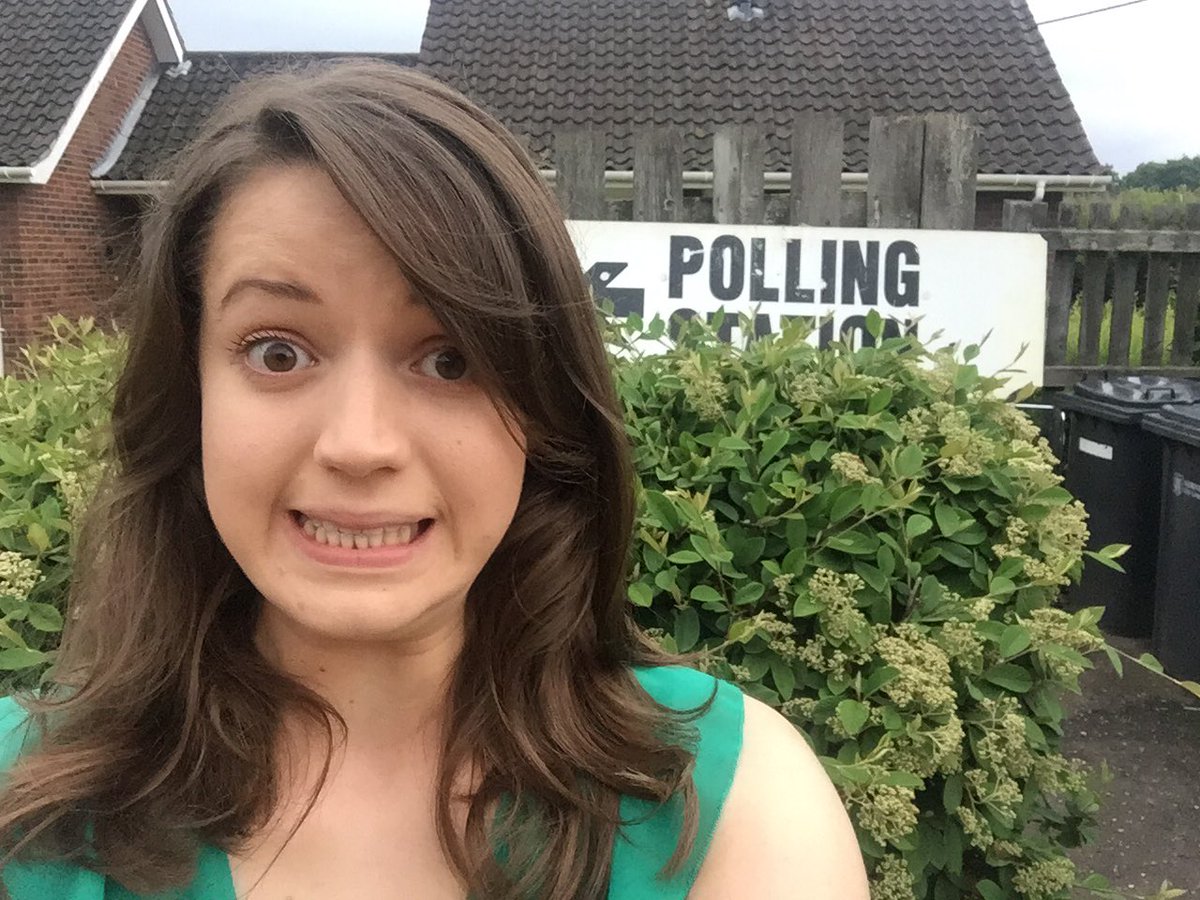 sarahjanelouise's tweet photo. And now we wait. 😬 #ImWithEU #VotingSelfie #GreenerIn #VoteRemain https://t.co/cXQd0lJJsZ