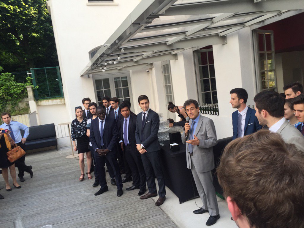 ajar75's tweet image. Discours du directeur de L enseignement à la garden party @ISEP