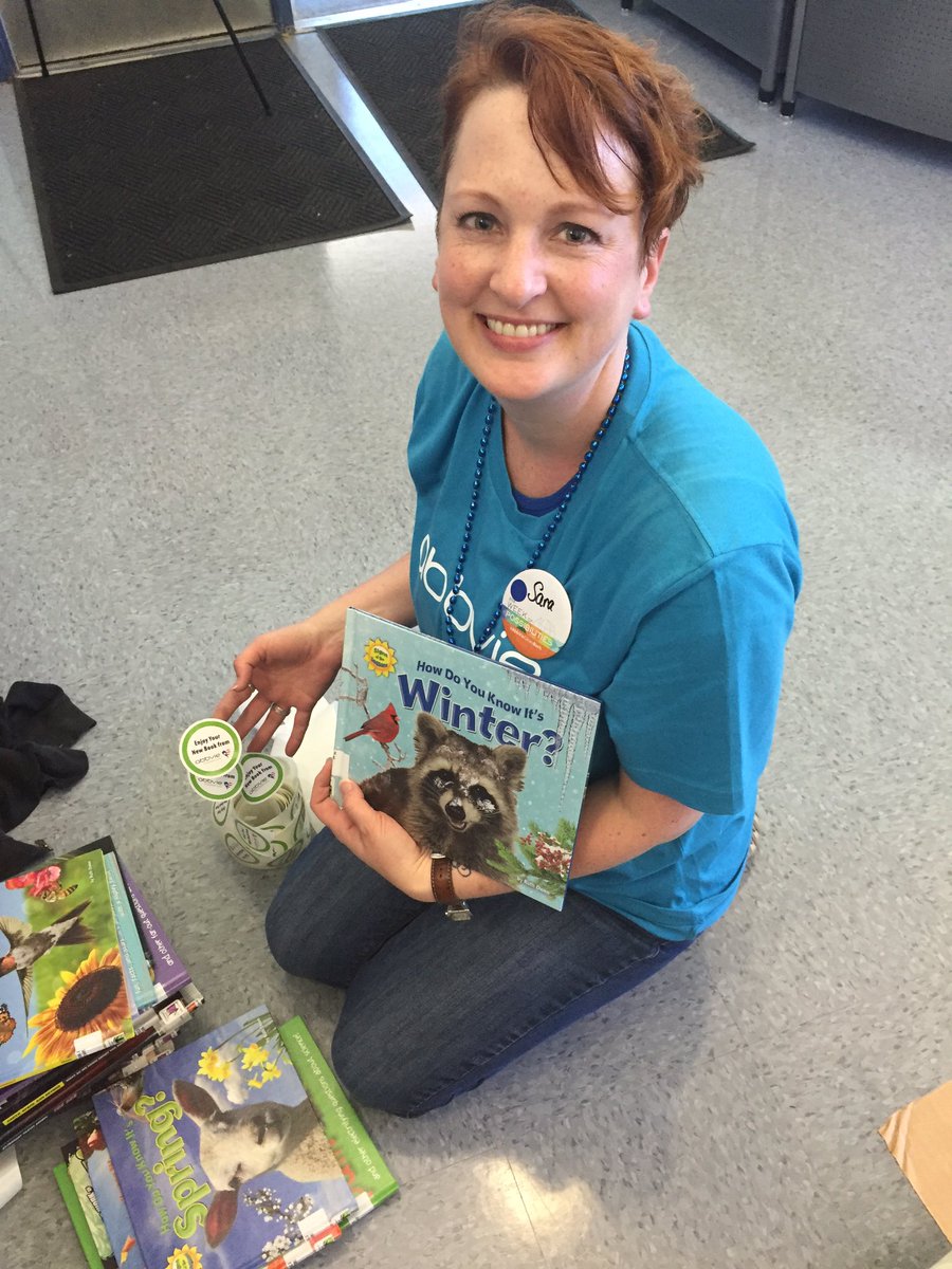 DavidFryrear's tweet photo. #AbbVieGivesBack Sara needs this book now that she's moved from Chicagoland to California. https://t.co/3CZln5735U