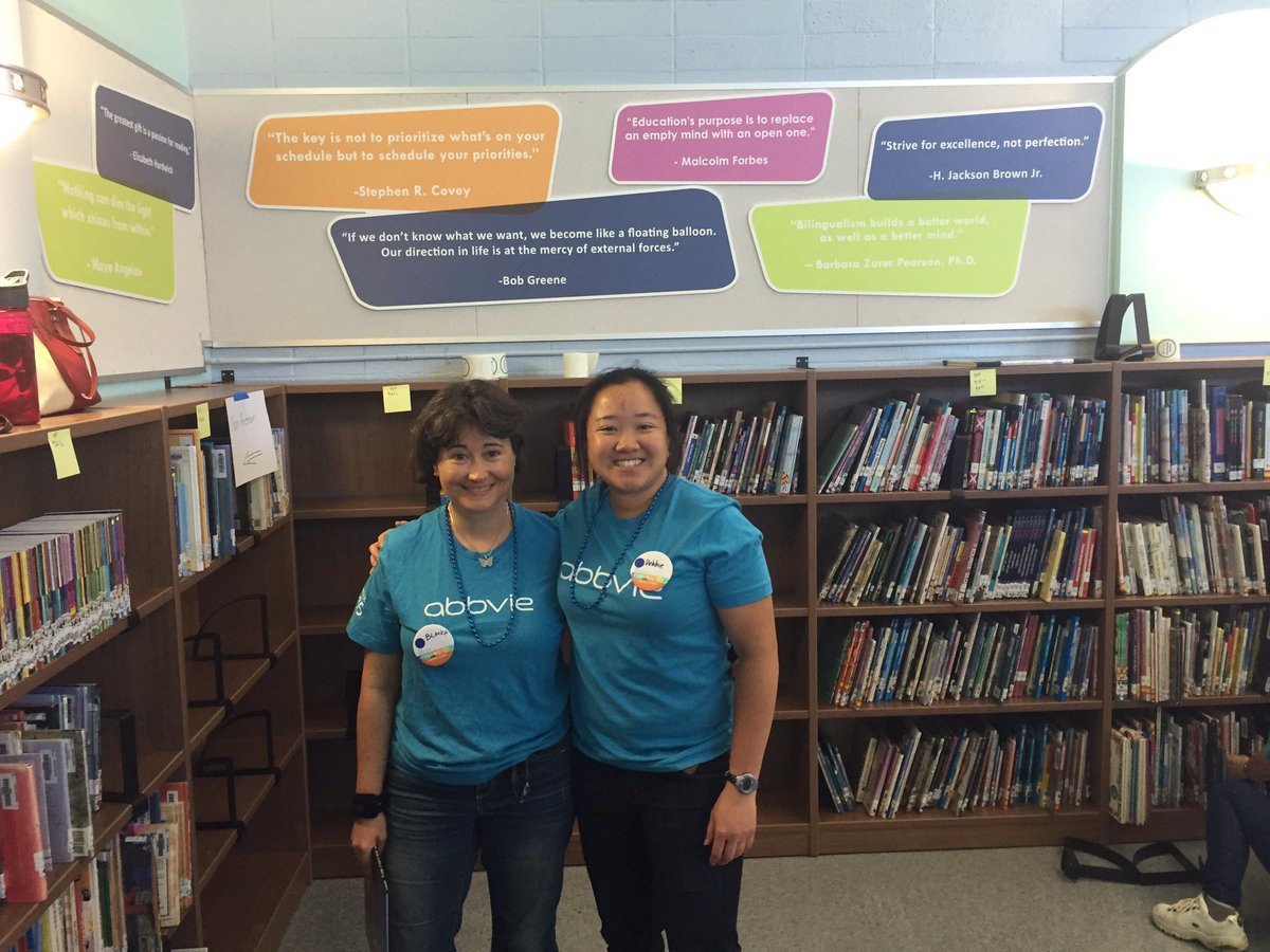 DavidFryrear's tweet photo. #AbbVieGivesBack the new library at Garfield School is beautiful and inspiring! https://t.co/nsro5IV0Sy