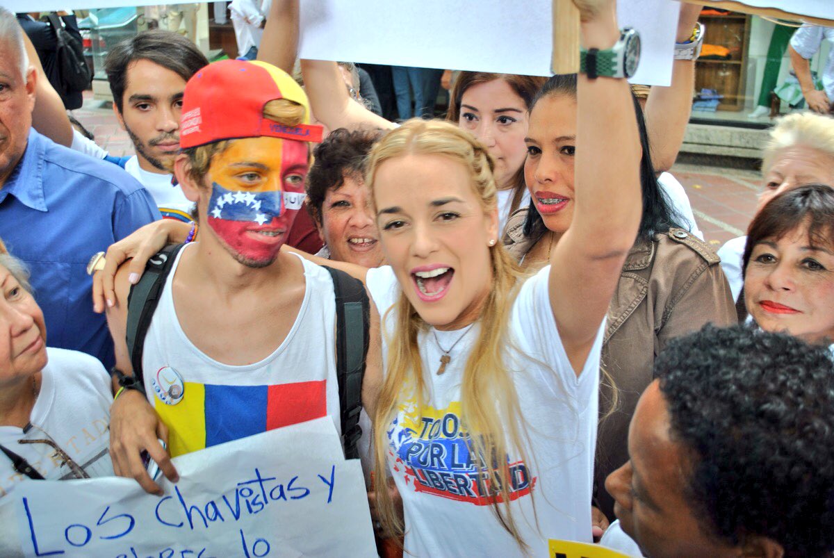 liliantintori's tweet photo. Venezuela lo logramos! Ya se invoco la Carta Democrática! #GraciasOEA https://t.co/mOP2yGBDiR