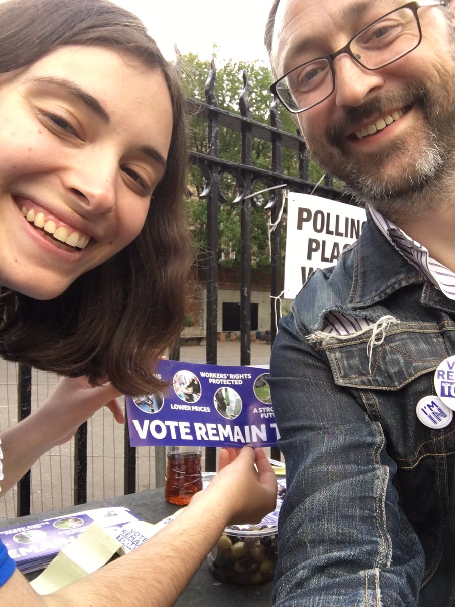 Supporting #Remain w. Sonia leafleting &amp;stickers outside Dundas school poll station, eating #olives <a href="/scotstrongerin/">Scotland StrongerIN</a>