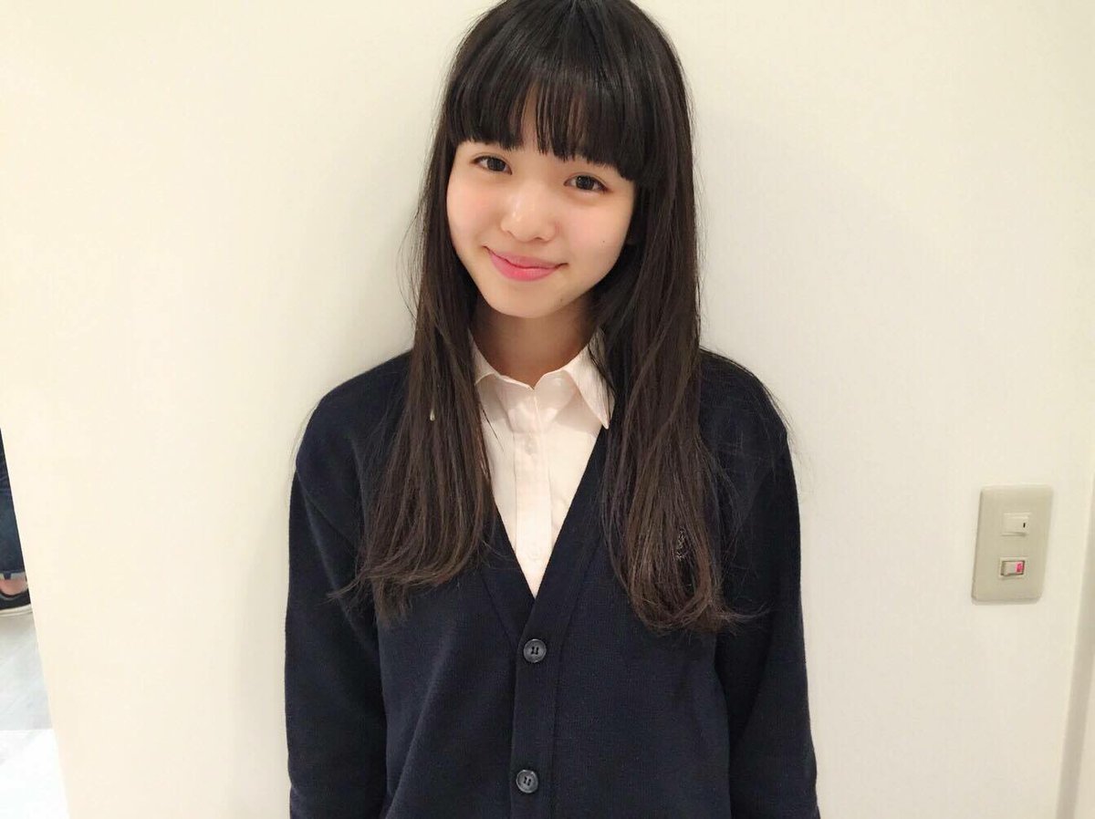 Allys Shibuya در توییتر 横田真悠 ちゃんご来店 前髪は安定のラウンドバング 少しウェットにして散らした束感もいい感じ 担当 和嶋 T Co Rw9t4i4civ