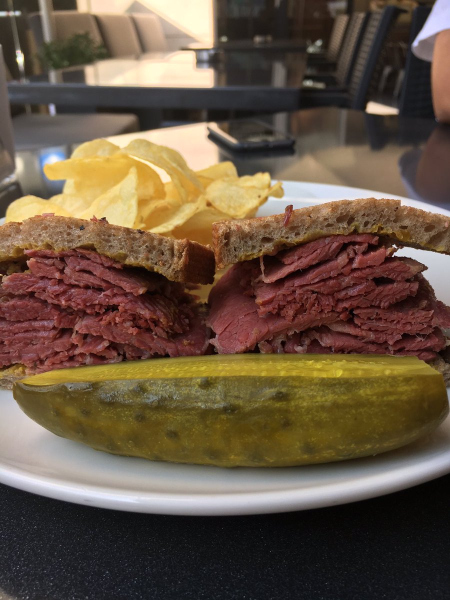 AnnieDilsizian's tweet photo. @BRGRCO @PZZACO and now https://t.co/u8GBNlS9PG - all superb, fresh and mouthwatering, thank u Chef Dory and Amy! https://t.co/heMBikLV44