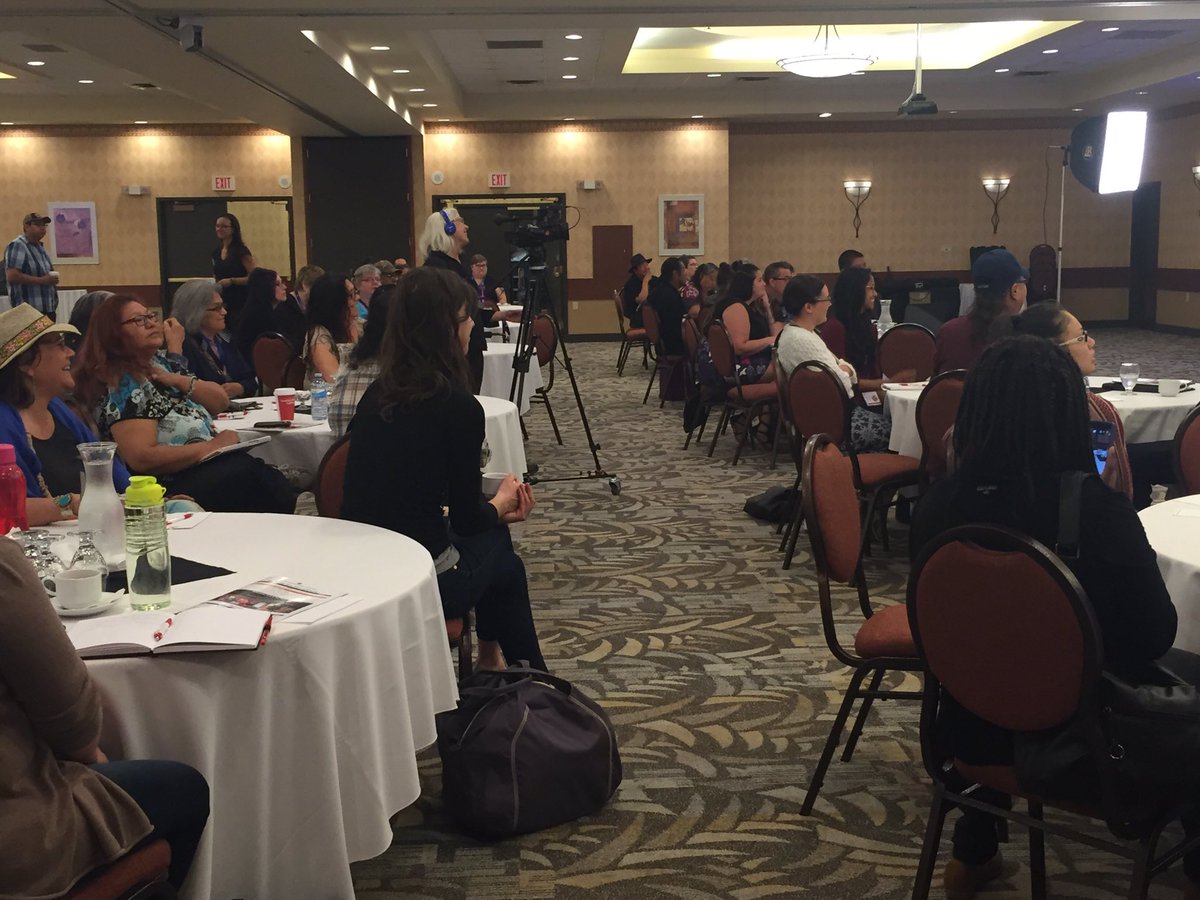 fourarrowsrha's tweet photo. Last day of #ifss2016 Indigenous Food Sovereignty Teachings &amp; Consultation. #Winnipeg https://t.co/zDeoSN4Cyk