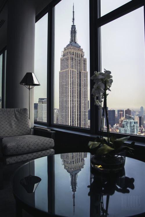LUXURIOUS4you's tweet photo. Empire State of Mind https://t.co/YNxlujTRXE
