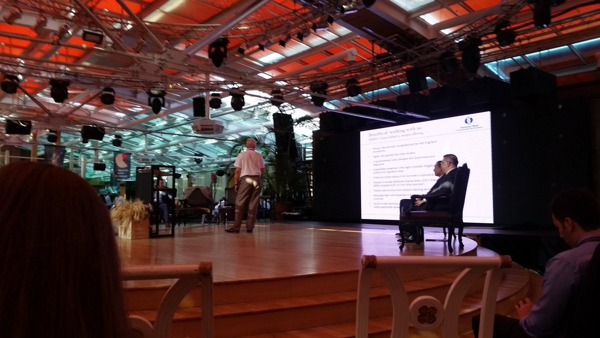 #grainukraine speakers trying to keep the audience awake in 35 degree heat. Tough on us but how about the #wheat?