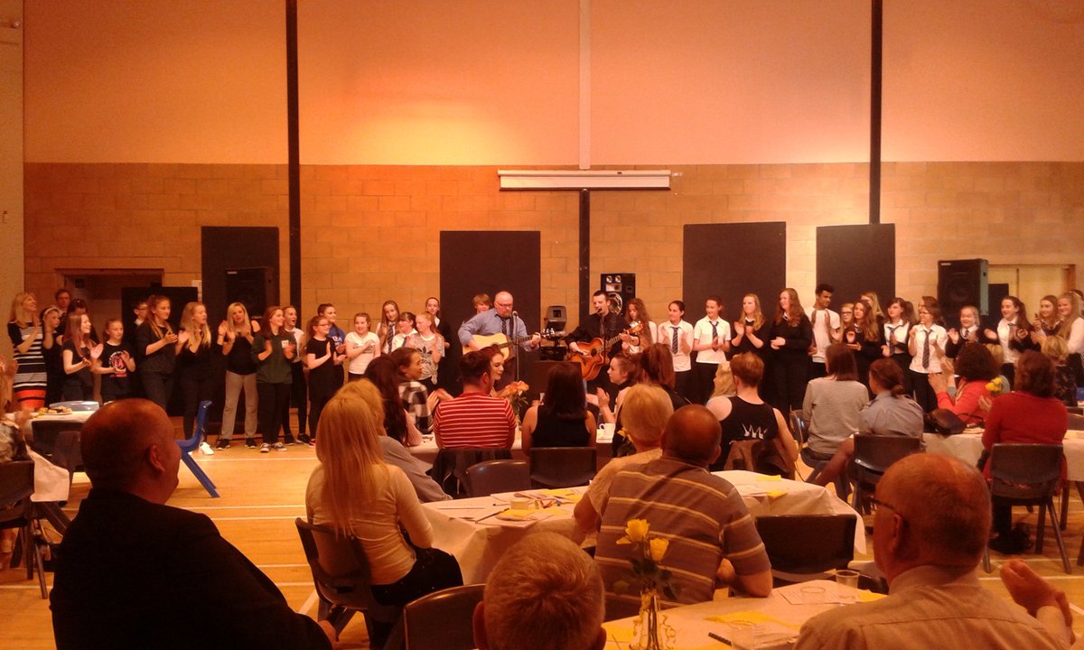 MaxineGarson's tweet photo. Fabulous final act to finish Lossiemouth HS #creativityshowcase #talent #skills #youngworkforce https://t.co/95x36ZWxnj