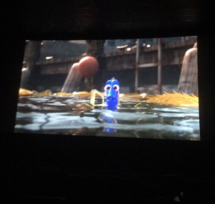 RealestRalph's tweet photo. Vacation day = #FindingDory w/ #RVIV https://t.co/IzmC1aJPUK