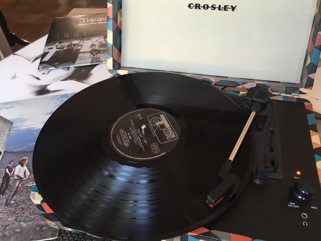 Mijn buren luisteren goede muziek!
