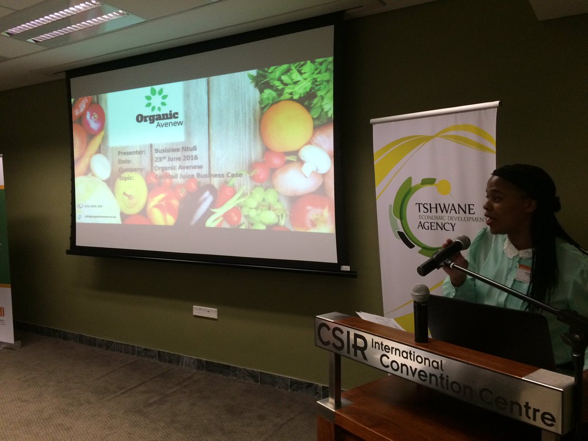 TshwaneEconDev's tweet photo. #TEDAYED2016 #OrganicAvenew selling a healthy lifestyle through health juices https://t.co/srKUh93HKK