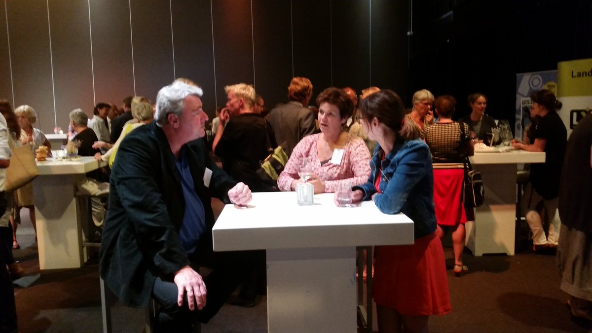 LVSCeu's tweet photo. Gezellig naborrelen na geslaagd Jaarcongres Mens en Organisatie #jcmo16 https://t.co/OeCaSOoIKY