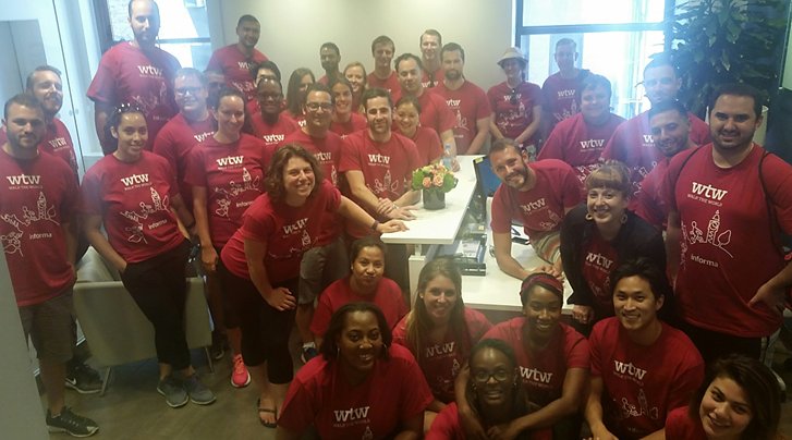 datamonitor_ch's tweet photo. Amazing 10k walk yesterday for a great cause in Central Park NY @InformaLive @WCRF_UK #InformaWTW https://t.co/Ur23QLyYMI