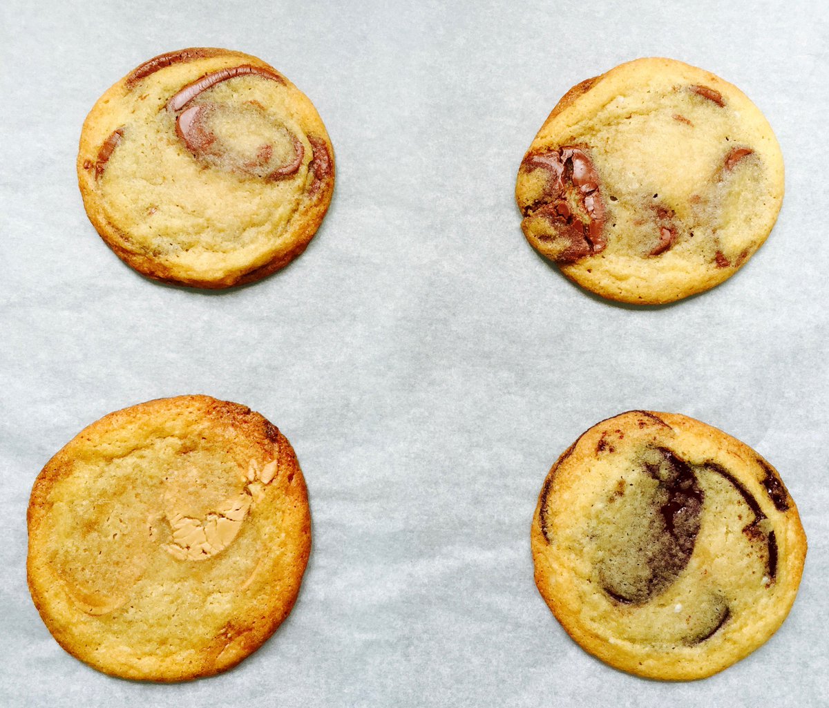 CookiesByMatt's tweet photo. @CookiesByMatt et #foodTruck TGFC ! Délicieux burgers + MAXI cookie ! 🍪🍔
➡️ 25 juin 19h
🌐 Place du marché au Diamant https://t.co/agfFOxrk6i