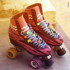 Felicity_SOF's tweet photo. 😍Los patines de Luna😍 https://t.co/lGMvnxPxmz