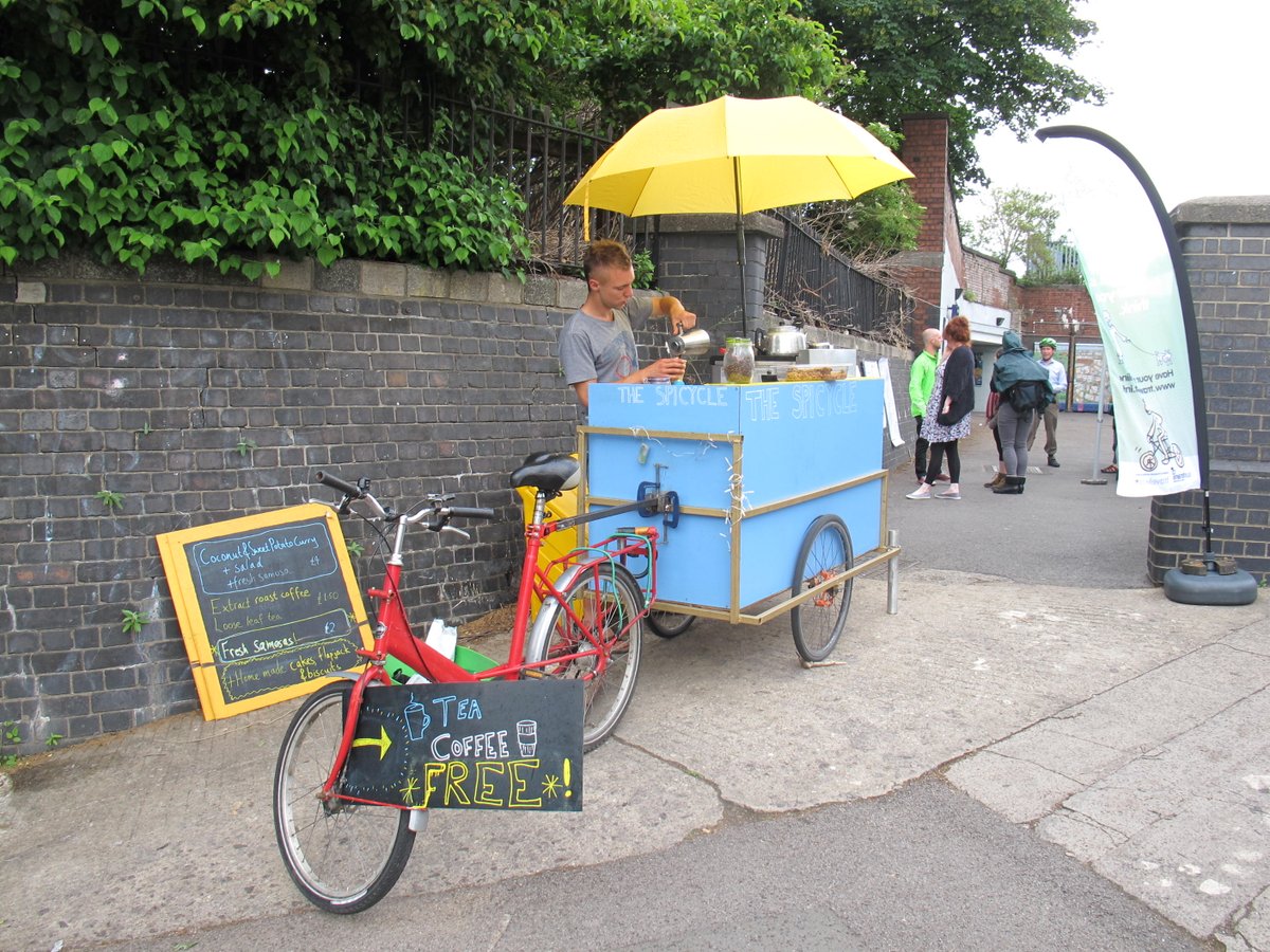 SustransSouth's tweet photo. Brilliant design feedback event for the Malago Quietway at Bedminster station last Thursday! #cycleambition https://t.co/QyTylc76Rs