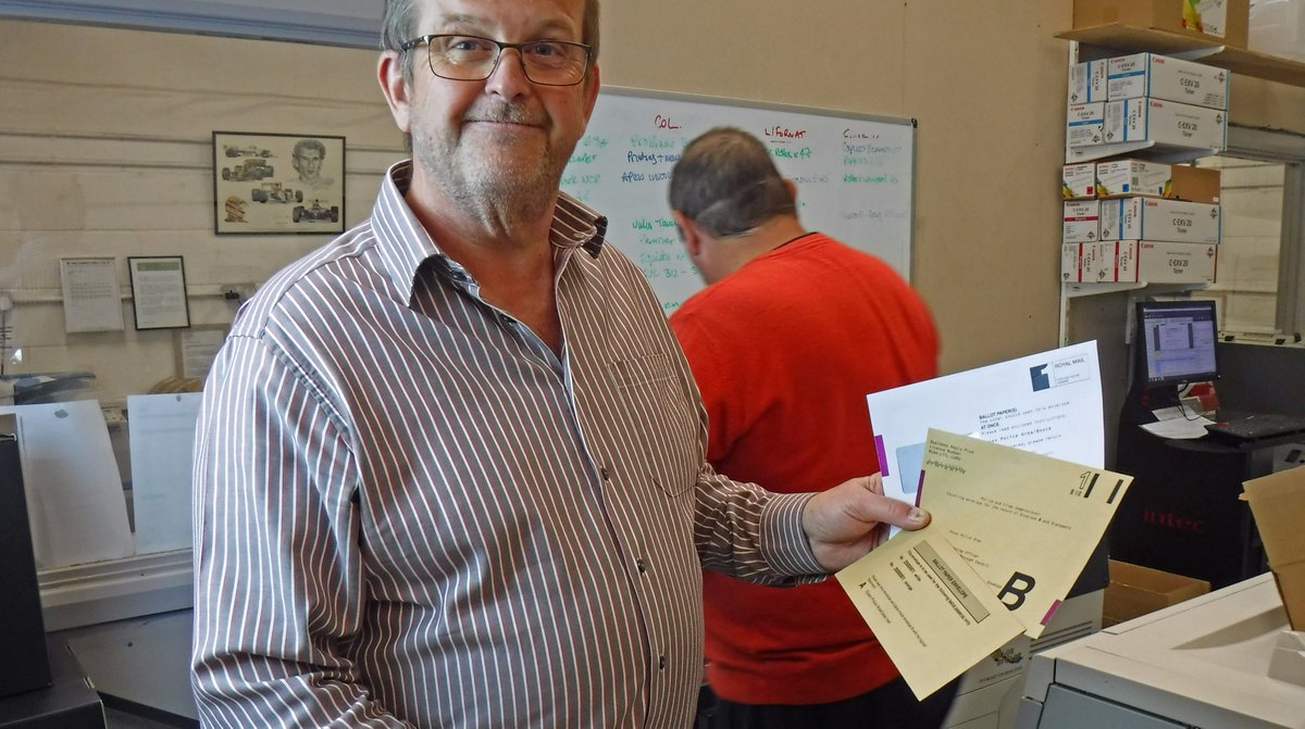 IntecPrinters's tweet photo. As we await the results of #iVoted EUReferendum-look at who printed the envelopes @Print_Warehouse #IntecColorSplash https://t.co/Z4AJHar2ZJ
