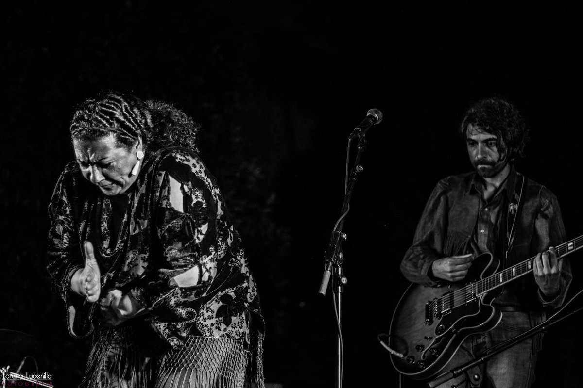 Cómo viví la noche en que <a href="/Quentingas/">Quentin Gas & Los Zíngaros</a> (#vargas incluidos) se hicieron con <a href="/nocturamaseviya/">Nocturama Sevilla</a> nubr.co/XKTrAt