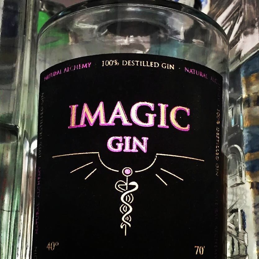 imagic_gin's tweet photo. Gastrobar @toptenmadrid disfruta de cóctel espectacular #imagicgin la magia del cambio de … https://t.co/hO2kRw3DXI https://t.co/vG4I6BBX7c