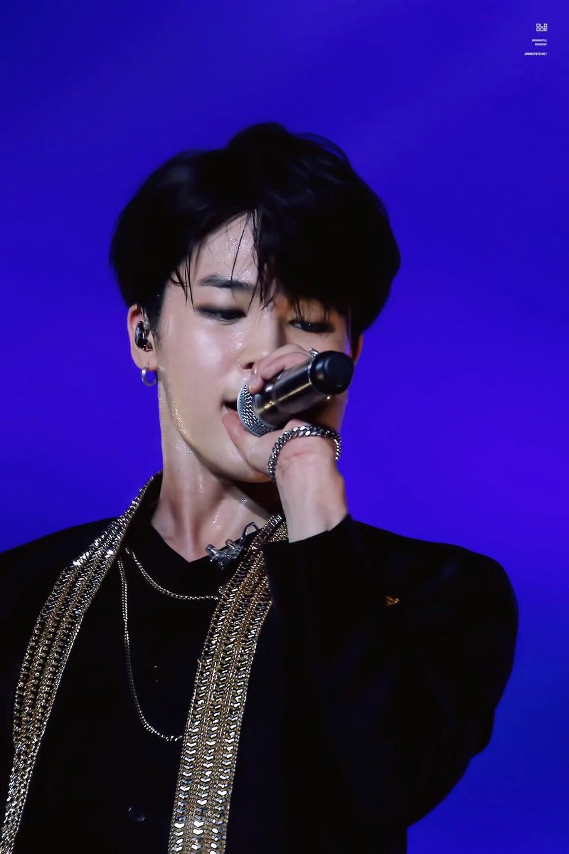 jiminsb_'s tweet photo. Salut https://t.co/8MnLZEjz29