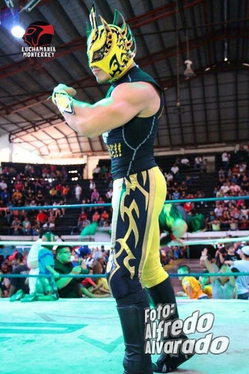 laredo kid (@laredokidpro) on Twitter photo Coliseo Monterrey #NothingCanStopMe Coliseo Monterrey #NothingCanStopMe