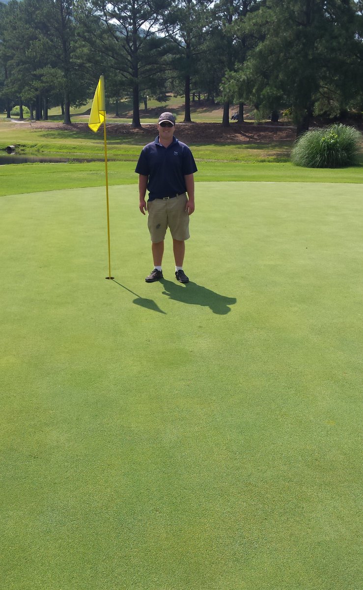JRMTurfProducts's tweet photo. Good Job on your bentgrass greens, Sam @ Paris Mountain Golf Club! Looking Good. @EnPTurf @BobbyWall68 #greenvillesc https://t.co/olNJ5Ivhfp