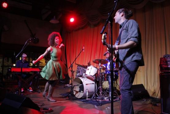 localspins's tweet photo. Vox Vidorra leads Grand Rapids lineup for first Sound of the City. https://t.co/gNvmN0DR5I
@radi8ermusic @voxvidorra https://t.co/wO4Y7SxScU