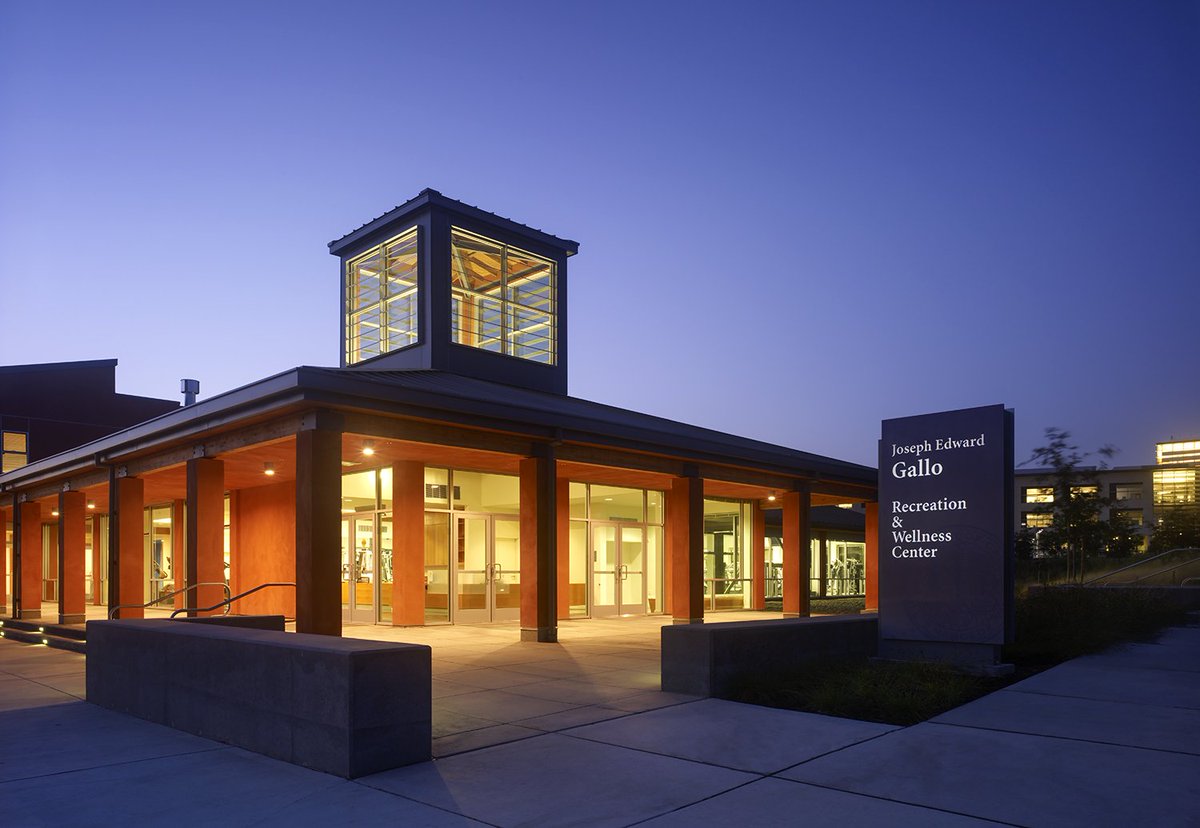 KPFF_SF's tweet photo. Happy 10 Year Anniversary to @UCMerced's Joseph E Gallo Recreation and Wellness Center! @SasakiDesign #HowardSWright https://t.co/zaxSWuXPnN