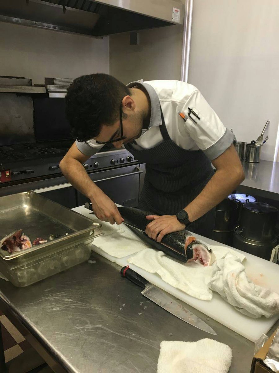SkunaBay's tweet photo. Chef Juan getting into another #radfish! #mcninchhouse #Charlotte @buckheadbeef https://t.co/8DobdXeG4d