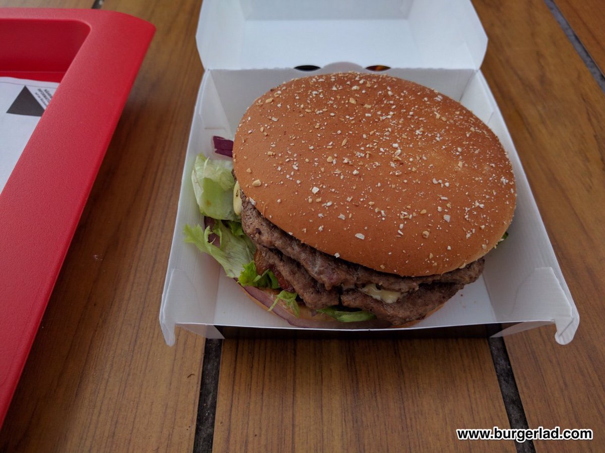 Burger Lad New Review Yachtav Pm Reports Back On The Mcdonald S Germany Deutschland Burger T Co Zja6dgqyts